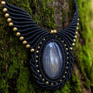 Naszyjnik z makramy - kryształ górski