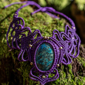 Naszyjnik choker z makramy - chryzokola