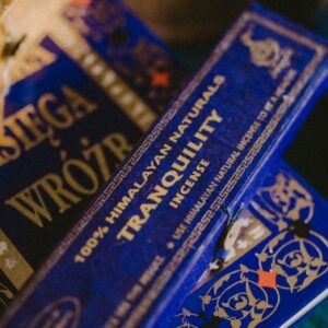 Kadzidła buddyjskie z podstawką, spokój i balans, jałowiec, Kana Sapiens