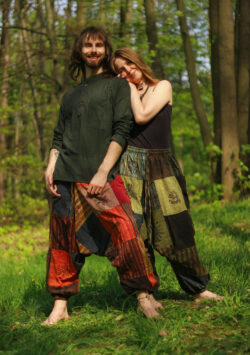 Ciemnozielona koszula z długim rękawem