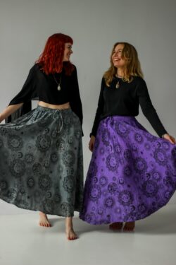 Długa spódnica bawełniana, wzory słońce, księżyc i gwiazdy, handmade w Nepalu, Kana Sapiens