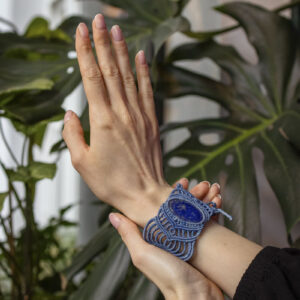 Bransoletka z mikromakramy - lapis lazuli