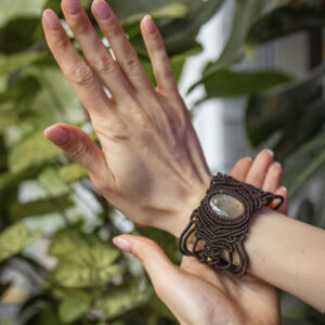 Bransoletka z mikromakramy - labradoryt