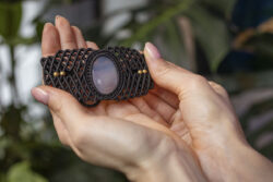 Bransoletka z mikromakramy - chalcedon