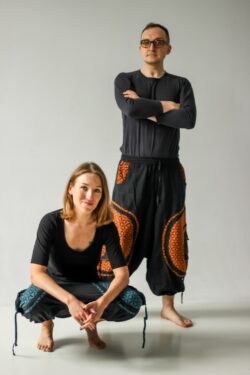 Szarawary alladynki - pomarańczowy kwiat życia