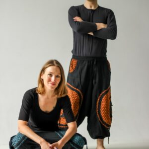 Szarawary alladynki - pomarańczowy kwiat życia