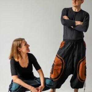 Szarawary alladynki - pomarańczowy kwiat życia