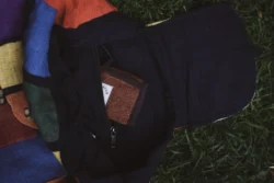 Wnętrze patchworkowego plecaka z konopi