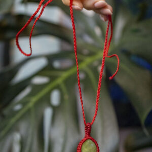 Naszyjnik z makramy z jadeitem