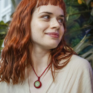 Naszyjnik z makramy z jadeitem