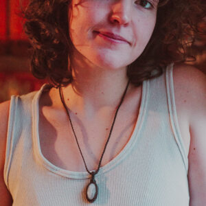 Naszyjnik z makramy - kamień księżycowy