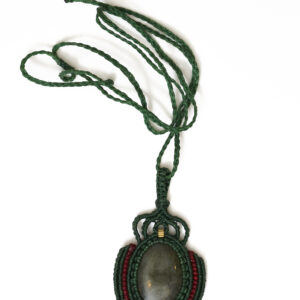 Boho wisiorek z makramy - labradoryt