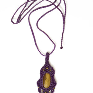 Boho wisiorek z makramy - tygrysie oko