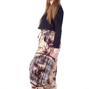 Baggy spodnie z haftem w grzybki