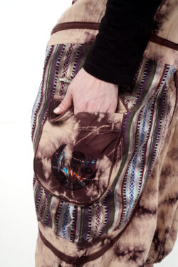 Baggy spodnie z haftem w grzybki