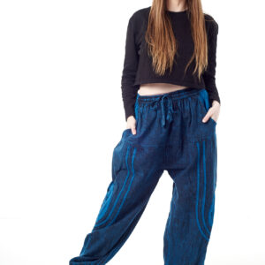 Baggy spodnie z haftem OM - niebieskie